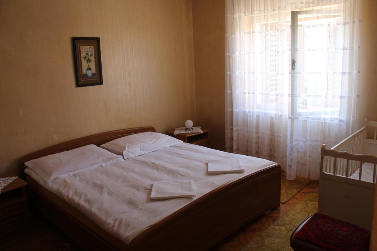 Apartment Antica Supetar Ngoại thất bức ảnh
