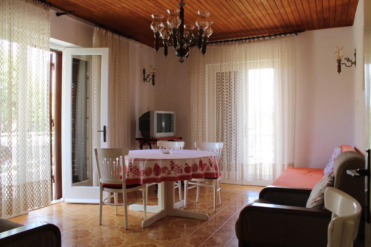 Apartment Antica Supetar Ngoại thất bức ảnh