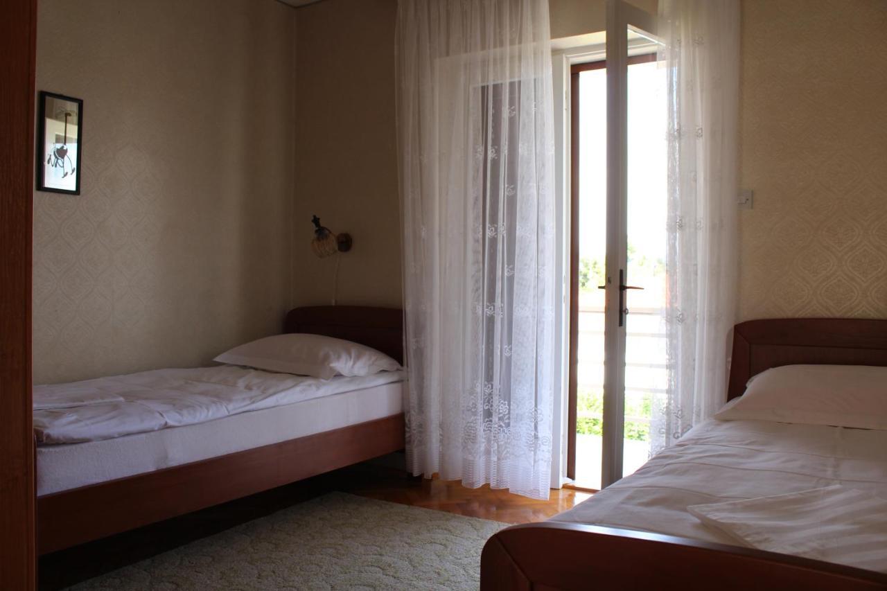 Apartment Antica Supetar Ngoại thất bức ảnh